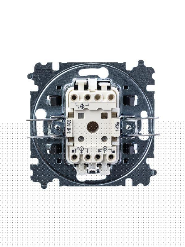 Выключатель кнопочный 1-кл. СП Levit IP20 бел./ледяной ABB 2CHH599145A6001
